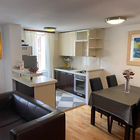 Apartment Jimmy - Luxury 65M2 Two Bedrooms Aprtmnt Dubrovnik Buitenkant foto